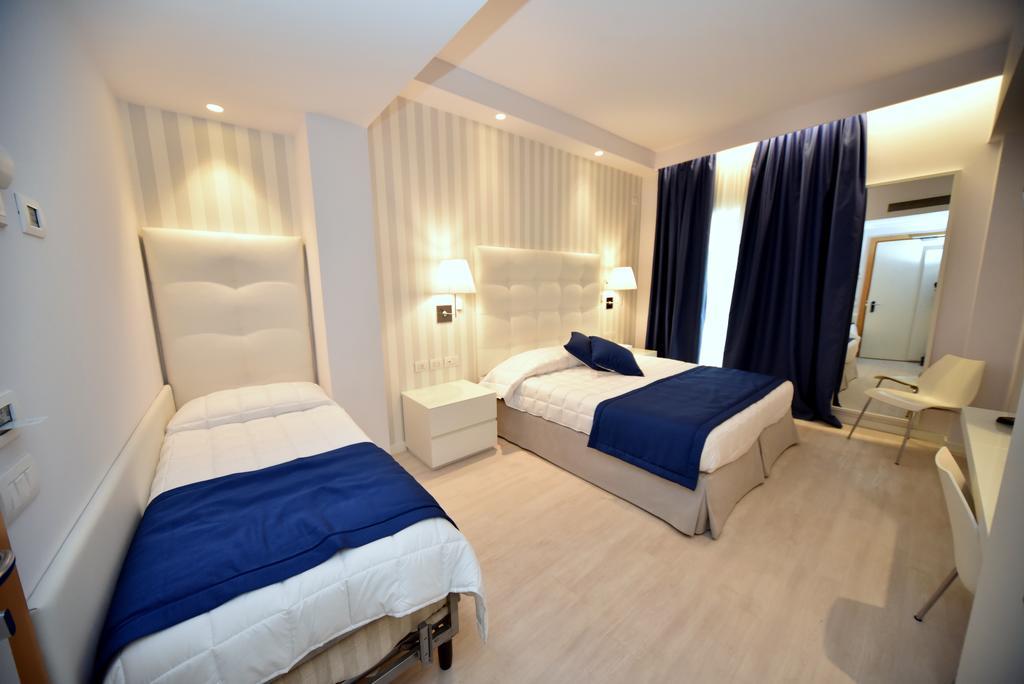 Hotel Fedora Riccione Exterior foto